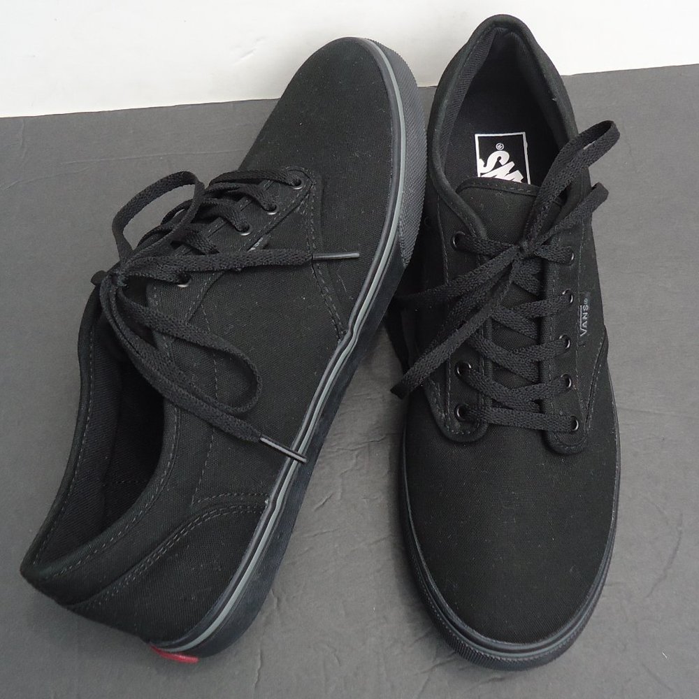 SIZE 10. VANS off the Wall low top women's sneaker shoes.